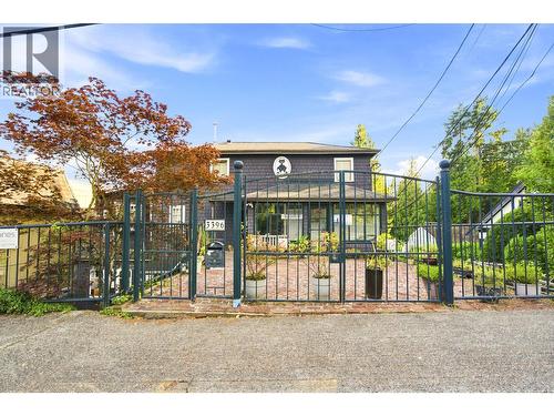 3396 MARINE DRIVE  West Vancouver, BC V7V 1M9