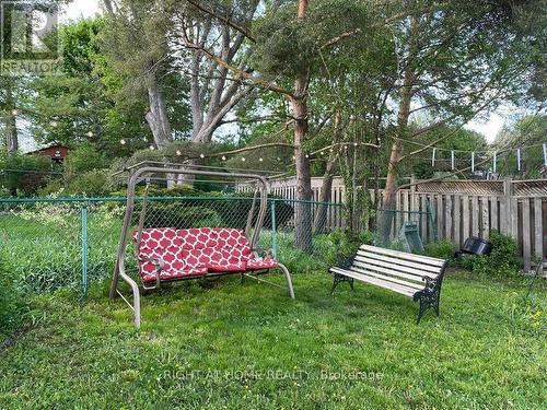 39 Devins Drive, Aurora, ON - Outdoor