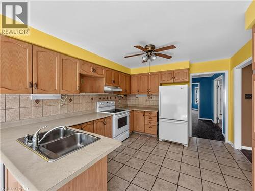 60 Attwood Drive, Cambridge, ON - Indoor Photo Showing Kitchen With Double Sink
