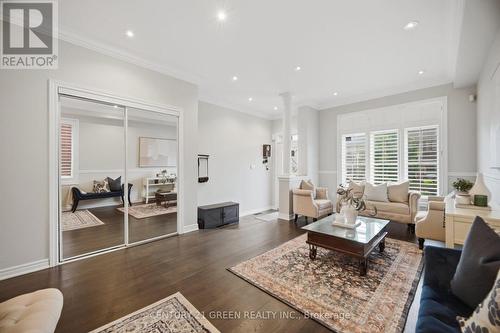 399 Savoline Boulevard, Milton, ON - Indoor Photo Showing Living Room