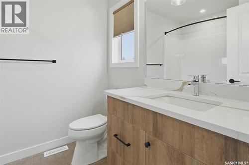 1118 9Th Street E, Saskatoon, SK - Indoor Photo Showing Bathroom