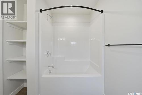 1118 9Th Street E, Saskatoon, SK - Indoor