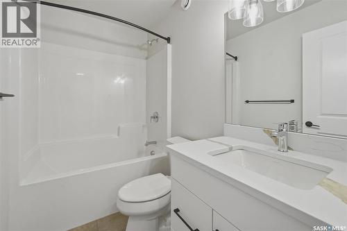 1118 9Th Street E, Saskatoon, SK - Indoor Photo Showing Bathroom