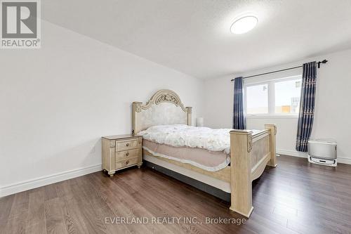 5588 Highbank Road, Mississauga, ON - Indoor Photo Showing Bedroom