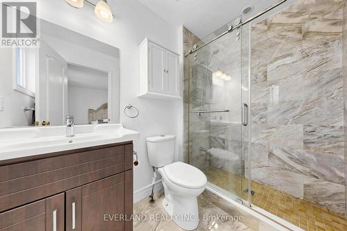 5588 Highbank Road, Mississauga, ON - Indoor Photo Showing Bathroom