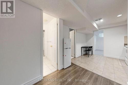 5588 Highbank Road, Mississauga, ON - Indoor Photo Showing Other Room