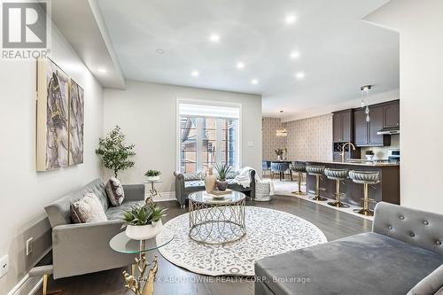 5550 Tenth Line W, Mississauga, ON - Indoor