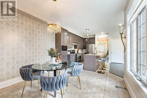 5550 Tenth Line W, Mississauga, ON - Indoor Photo Showing Dining Room