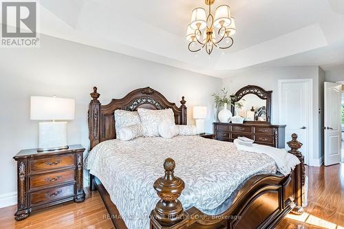 5550 Tenth Line W, Mississauga, ON - Indoor Photo Showing Bedroom
