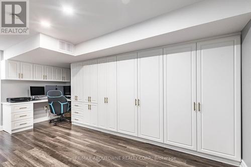 5550 Tenth Line W, Mississauga, ON - Indoor Photo Showing Office