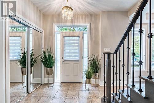 5550 Tenth Line W, Mississauga, ON - Indoor Photo Showing Other Room
