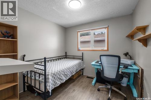 209 Macdowall Crescent, Prince Albert, SK - Indoor Photo Showing Bedroom