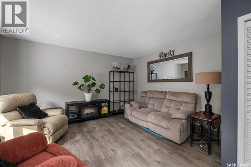 209 Macdowall Crescent, Prince Albert, SK - Indoor Photo Showing Living Room