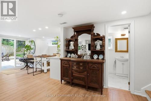 2 Jameson Drive, Hamilton, ON - Indoor Photo Showing Other Room