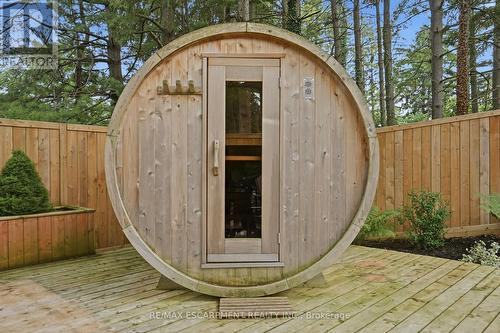 2 Jameson Drive, Hamilton, ON - Outdoor