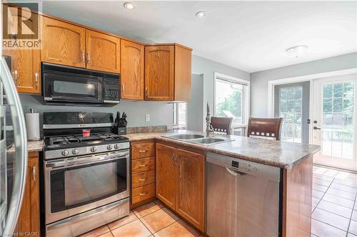 54 Selkirk Street, Caledonia, ON - Indoor Photo Showing Kitchen With Double Sink