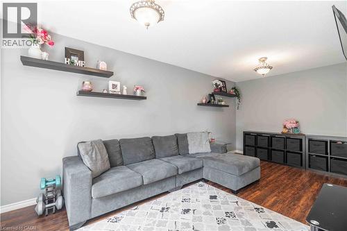 54 Selkirk Street, Caledonia, ON - Indoor Photo Showing Living Room