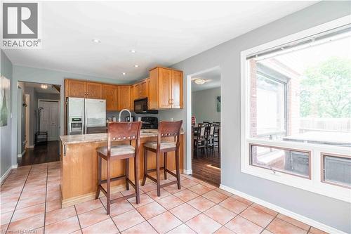 54 Selkirk Street, Caledonia, ON - Indoor Photo Showing Kitchen