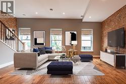 69 King STREET West Unit# 202 Chatham, ON N7M 1C7