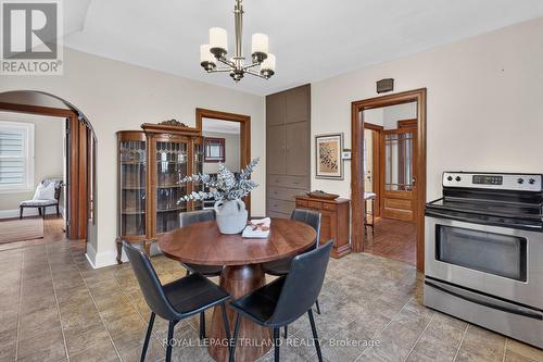 11 Maple Street E, Aylmer, ON - Indoor Photo Showing Dining Room