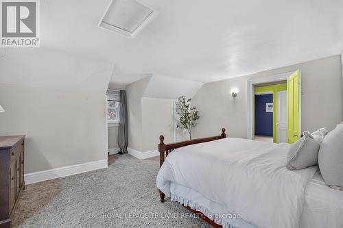 11 Maple Street E, Aylmer, ON - Indoor Photo Showing Bedroom