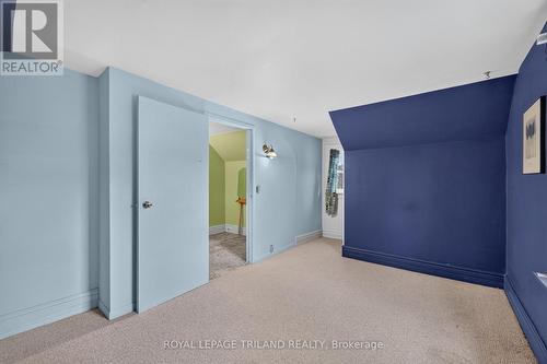 11 Maple Street E, Aylmer, ON - Indoor Photo Showing Other Room