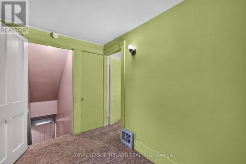 11 Maple Street E, Aylmer, ON - Indoor