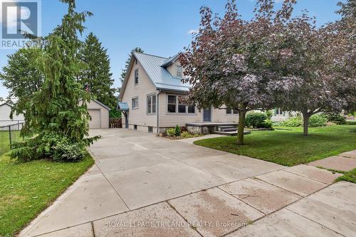 11 Maple Street E, Aylmer, ON - Outdoor