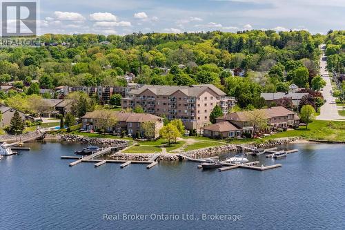 302 - 4 BECK BOULEVARD  Penetanguishene, ON L9M 2H3