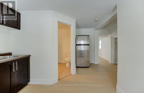 190 Lancaster Street E, Kitchener, ON - Indoor