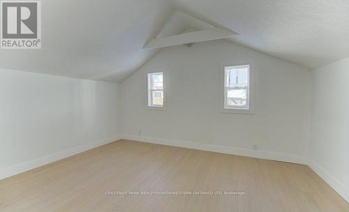 190 Lancaster Street E, Kitchener, ON - Indoor Photo Showing Other Room