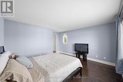 Primary Bedroom - 