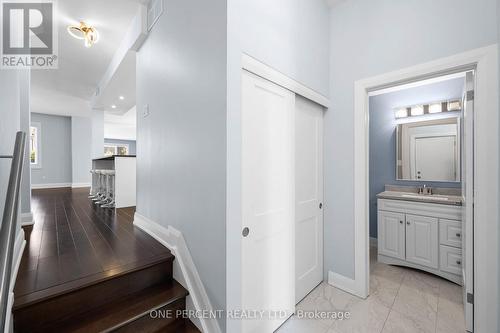 8 Rastila Crescent, Ottawa, ON - Indoor Photo Showing Other Room
