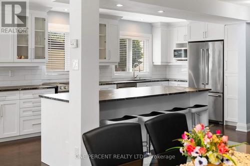 Kitchen - 8 Rastila Crescent, Ottawa, ON - Indoor Photo Showing Kitchen