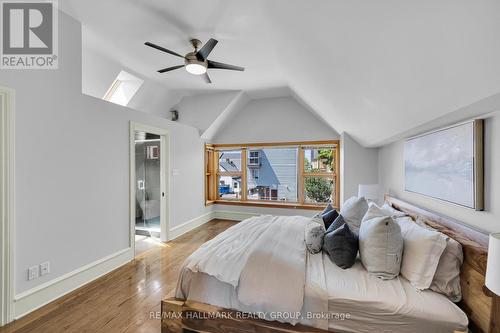 376 Winona Avenue, Ottawa, ON - Indoor Photo Showing Bedroom