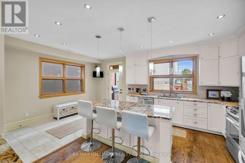 376 Winona Avenue, Ottawa, ON - Indoor Photo Showing Kitchen With Upgraded Kitchen