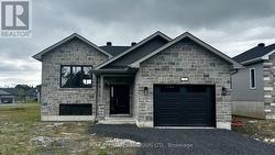 12 MULLIN DRIVE South Stormont, ON K0C 1P0