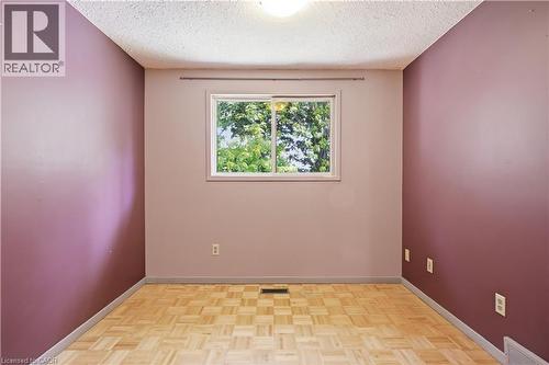 90 Halifax Drive, Kitchener, ON - Indoor Photo Showing Other Room