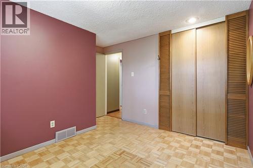 90 Halifax Drive, Kitchener, ON - Indoor Photo Showing Other Room