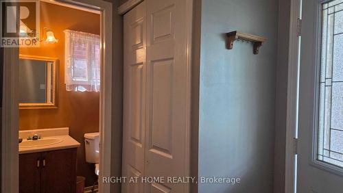129 Heydon Avenue, New Tecumseth, ON - Indoor Photo Showing Bathroom