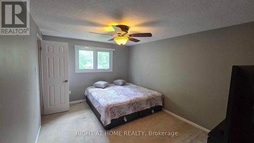 129 Heydon Avenue, New Tecumseth, ON - Indoor Photo Showing Bedroom