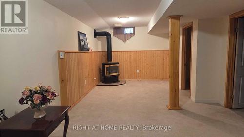 129 Heydon Avenue, New Tecumseth, ON - Indoor Photo Showing Other Room