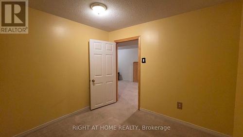 129 Heydon Avenue, New Tecumseth, ON - Indoor Photo Showing Other Room
