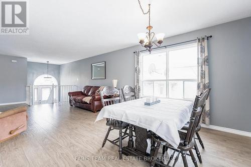 5 Harbour Crescent, Wasaga Beach, ON - Indoor Photo Showing Dining Room