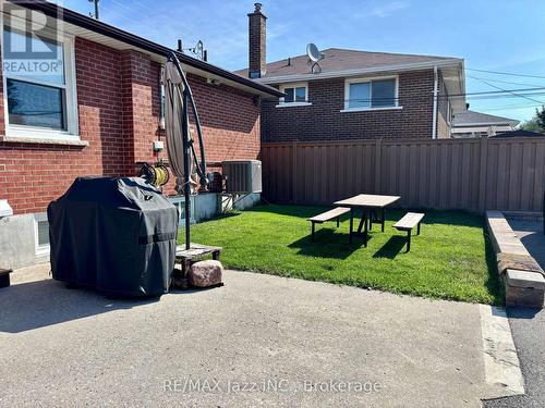 UNIT 2 - 751 PHILLIP MURRAY AVENUE , Oshawa (Lakeview), Ontario L1J 1J2 2