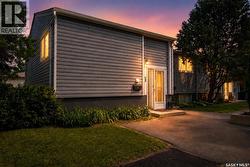 1625 Thompson AVENUE  Saskatoon, SK S7N 1Y2