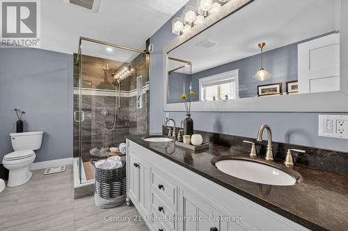 947 Payne Line, Douro-Dummer, ON - Indoor Photo Showing Bathroom