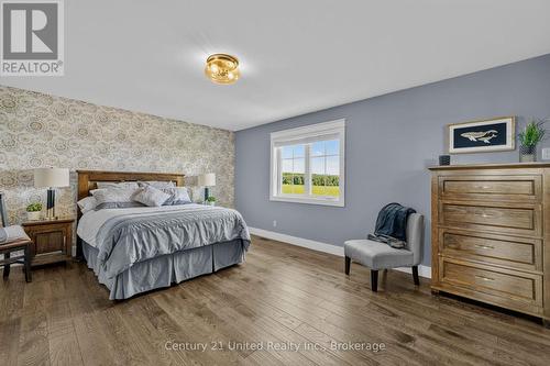 947 Payne Line, Douro-Dummer, ON - Indoor Photo Showing Bedroom