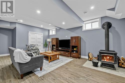 947 Payne Line, Douro-Dummer, ON - Indoor