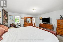 Primary Bedroom - 